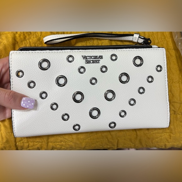 Victoria’s Secret Purse & Matching Wallet ✨ - Picture 5 of 13